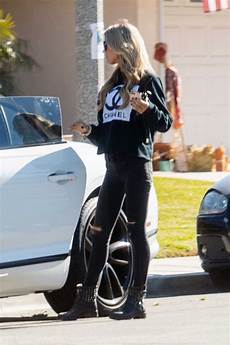 Chanel Sweatshirt