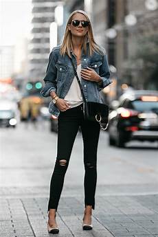 Chanel Sweatshirt